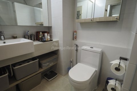 Condominio de 1 dormitorio en Bang Lamung, Tailandia № 234237 - foto 9
