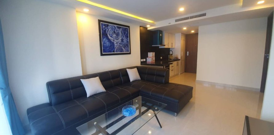 Condominio de 2 dormitorios en Pattaya, Tailandia en GRAND AVENUE RESIDENCE  № 243390
