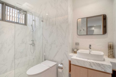 Casa de 3 dormitorios en Bang Tao, Tailandia № 120785 - foto 10