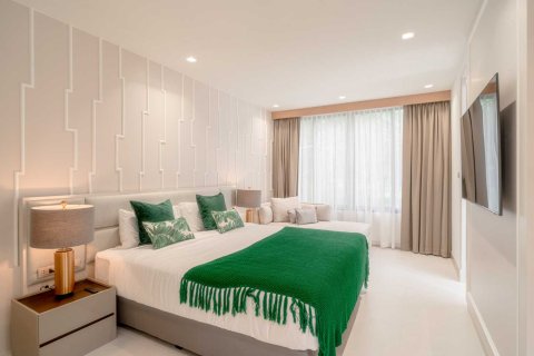 Casa de 3 dormitorios en Bang Tao, Tailandia № 120785 - foto 9
