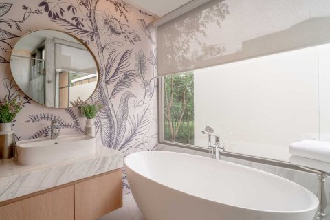 Casa de 3 dormitorios en Bang Tao, Tailandia № 120785 - foto 13
