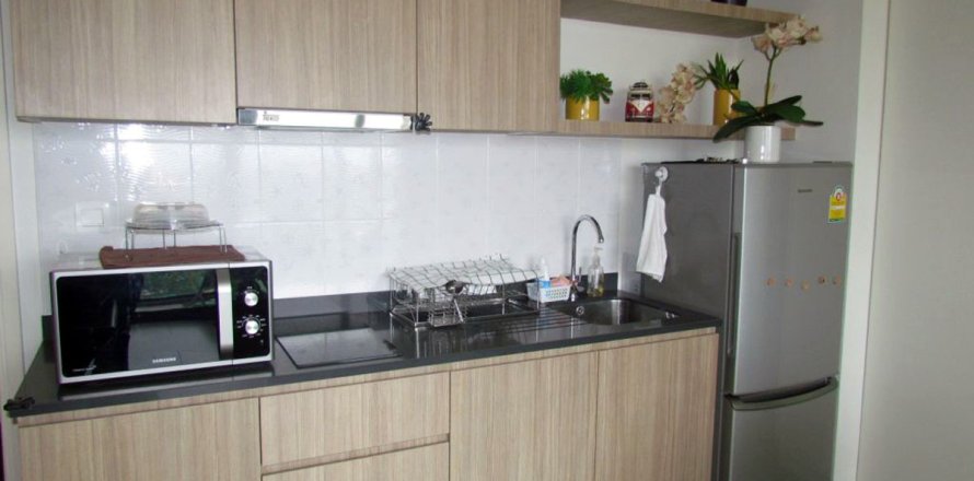 Condominio de 1 dormitorio en Pattaya, Tailandia № 242232
