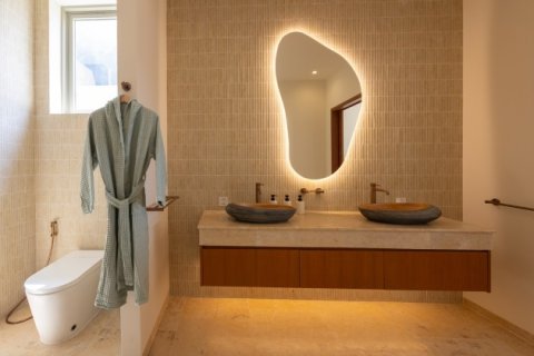 Villa on Layan Beach, Thailand 5 bedrooms № 241552 - photo 17