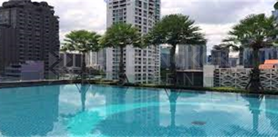 Condo in Bangkok, Thailand, 2 bedrooms № 209894