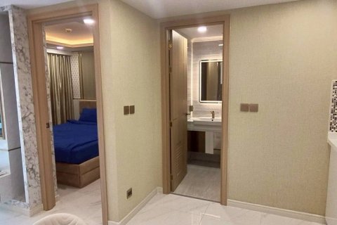 Apartment in Pattaya, Thailand 2 rooms № 214248 - photo 2