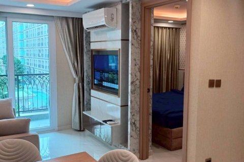 Apartamento de 2 habitaciones en Pattaya, Tailandia № 214248