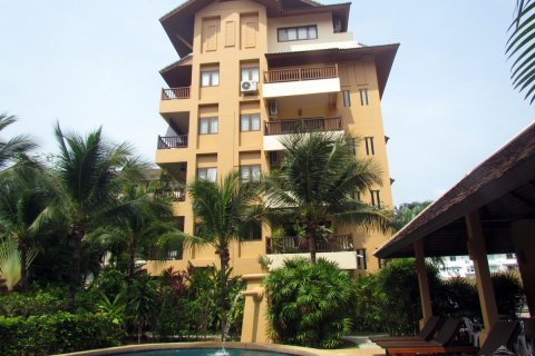 Condominio de 1 dormitorio en Jomtien Beach, Pattaya, Tailandia № 242179 - foto 16