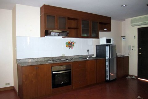 Condominio de 1 dormitorio en Jomtien Beach, Pattaya, Tailandia № 242179 - foto 2