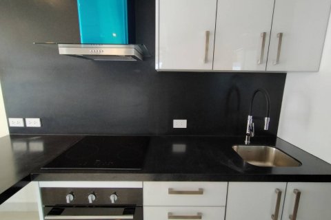 Sobre plano GRAND AVENUE RESIDENCE en Pattaya, Tailandia № 25455 - foto 18