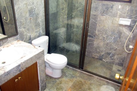 บ้านในพัทยา, ประเทศไทย 4 ห้องนอน № 243273 - รูปถ่าย 9