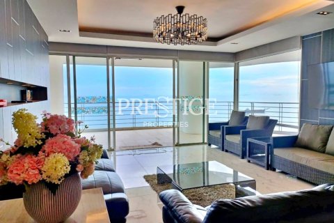 Condo in Pattaya, Thailand, 3 bedrooms № 250461