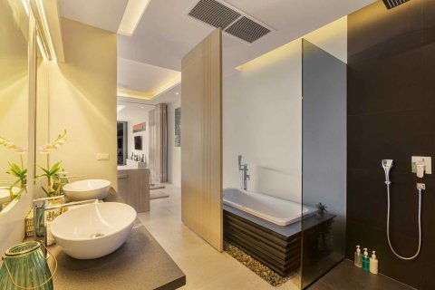Condominio de 2 dormitorios en Bang Tao, Tailandia № 84950 - foto 17