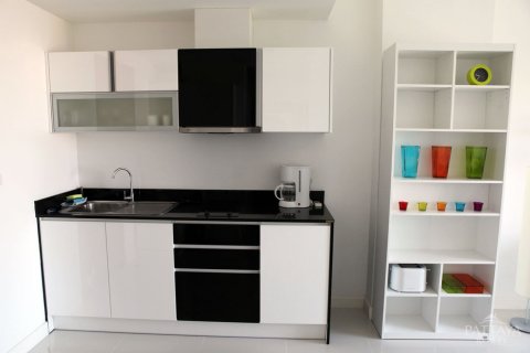 Condominio de 1 dormitorio en Pattaya, Tailandia № 242961 - foto 2