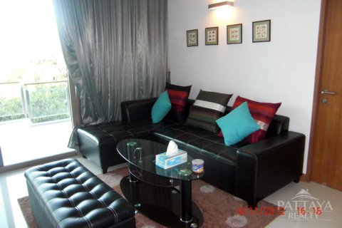Condo in Pattaya, Thailand, 2 bedrooms № 242840 - photo 4