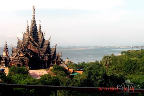 Condo in Pattaya, Thailand, 2 bedrooms № 242840 - photo 2