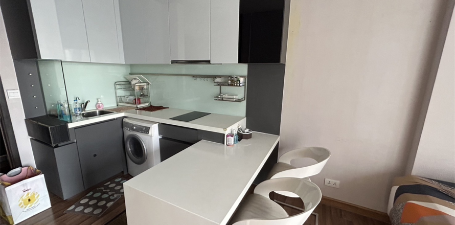 Condo in Bangkok, Thailand, 1 bedroom № 233748