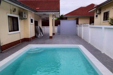 Casa de 3 dormitorios en Pattaya, Tailandia № 155278 - foto 10