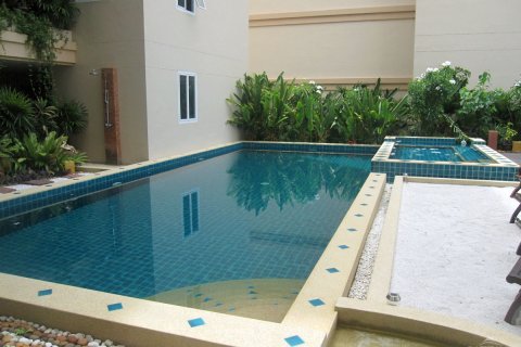 Condominio de 2 dormitorios en Pattaya, Tailandia № 242645 - foto 18