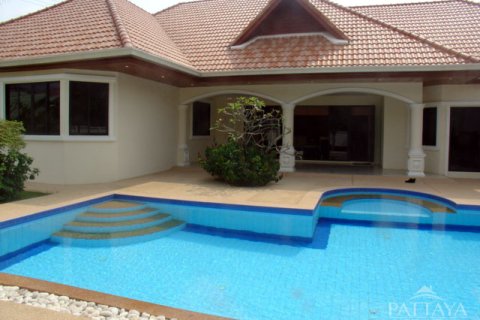Haus in Pattaya, Thailand 3 Schlafzimmer № 243251 - Foto 2