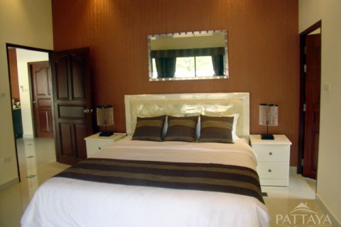 Haus in Pattaya, Thailand 3 Schlafzimmer № 243251 - Foto 11