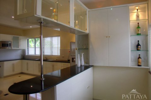 Haus in Pattaya, Thailand 3 Schlafzimmer № 243251 - Foto 17