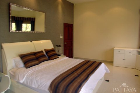 Haus in Pattaya, Thailand 3 Schlafzimmer № 243251 - Foto 16