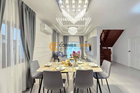 Estudio en Pattaya, Tailandia № 243493 - foto 6