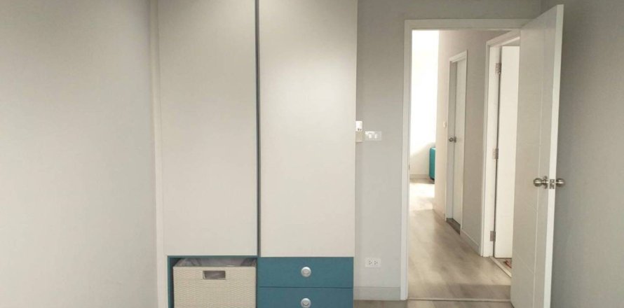 Condominio de 2 dormitorios en Pattaya, Tailandia № 242520