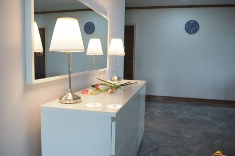 คอนโดมิเนียมในกรุงเทพฯ, ประเทศไทย, 4 ห้องนอน № 242395 - รูปถ่าย 12