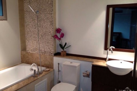Condo in Pattaya, Thailand, 1 bedroom  № 242211 - photo 4