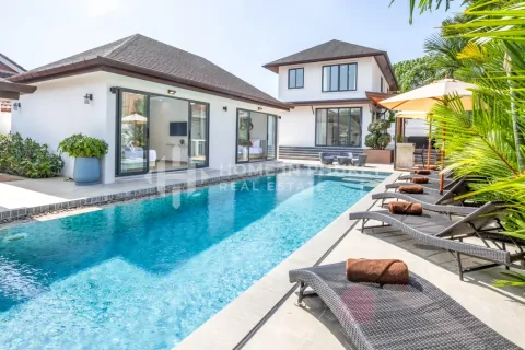 Haus auf Nai Harn Beach, Thailand 5 Schlafzimmer № 254865 - Foto 2