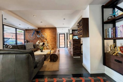 Penthouse in Bangkok, Thailand 4 Schlafzimmer № 209668 - Foto 12