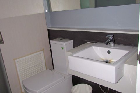 Condominio de 1 dormitorio en Jomtien Beach, Pattaya, Tailandia № 242326 - foto 14