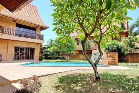 Estudio en Pattaya, Tailandia № 243589 - foto 3