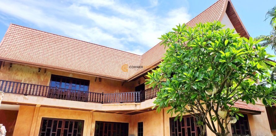Estudio en Pattaya, Tailandia № 243589