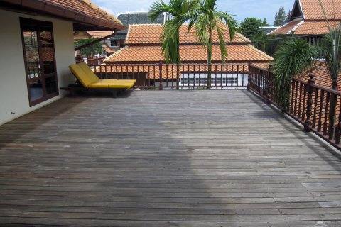 Casa de 3 dormitorios en Jomtien Beach, Pattaya, Tailandia № 243323 - foto 29