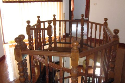 Casa de 3 dormitorios en Jomtien Beach, Pattaya, Tailandia № 243323 - foto 15