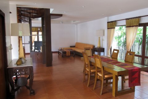 Casa de 3 dormitorios en Jomtien Beach, Pattaya, Tailandia № 243323 - foto 6