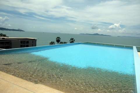 Condominio de 2 dormitorios en Pattaya, Tailandia № 242735 - foto 11