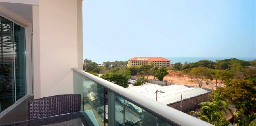 Estudio en el condominio en Pattaya, Tailandia № 242271