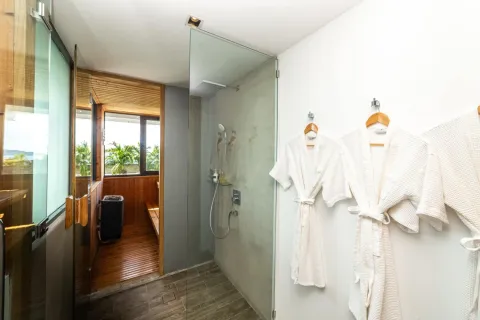 Chalet de 6 dormitorios en Phuket, Tailandia № 241794 - foto 17
