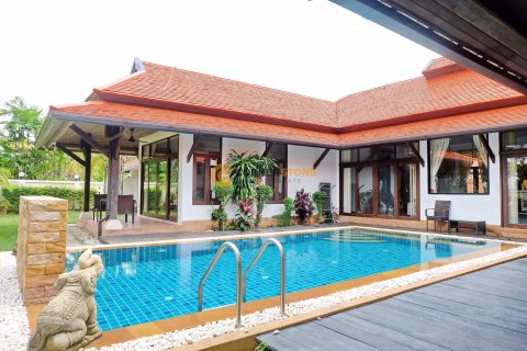 Estudio en Pattaya, Tailandia № 243622