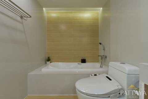 Condo in Pattaya, Thailand, 1 bedroom  № 242466 - photo 8