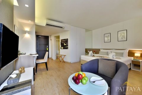 Condo in Pattaya, Thailand, 1 bedroom  № 242466 - photo 14