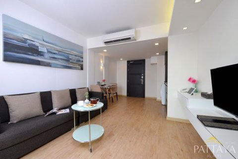 Condo in Pattaya, Thailand, 1 bedroom  № 242466 - photo 6