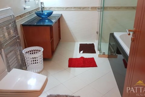 Condominio de 2 dormitorios en Pattaya, Tailandia № 242447 - foto 16