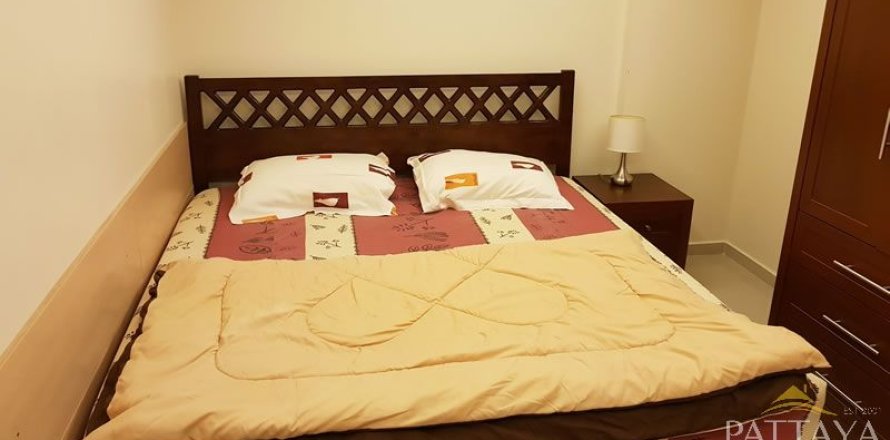 Condominio de 2 dormitorios en Pattaya, Tailandia № 242447
