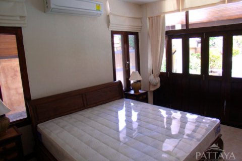 Haus in Pattaya, Thailand 3 Schlafzimmer № 243083 - Foto 2