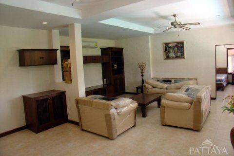 Haus in Pattaya, Thailand 3 Schlafzimmer № 243083 - Foto 4