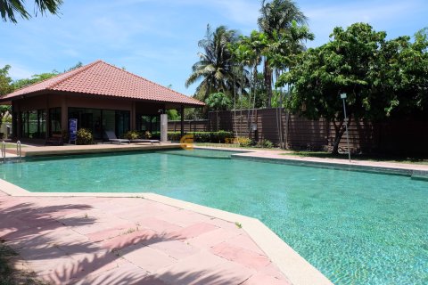Estudio en Bang Lamung, Tailandia № 243500 - foto 30